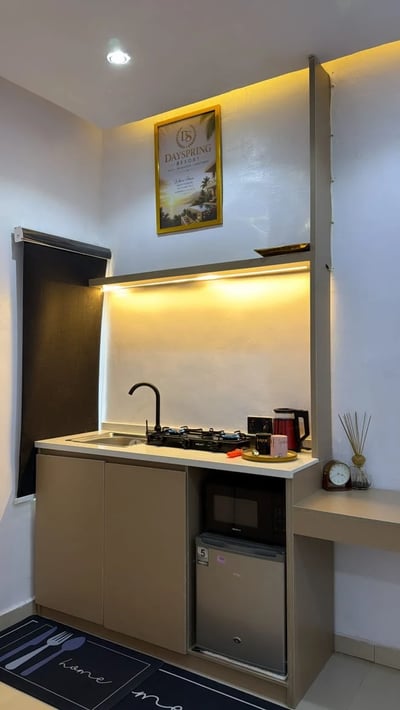 cozy studio apartment at redemption camp - Image 3